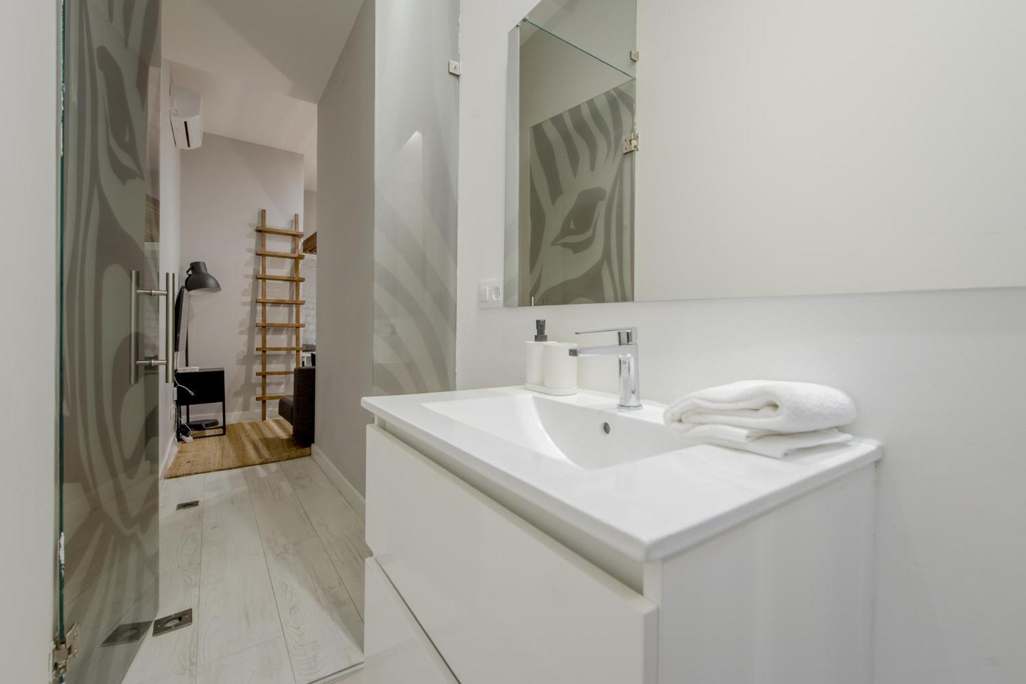 Apt Con Estilo - 5Pax En Zona Tirso-Centro E1 마드리드 외부 사진